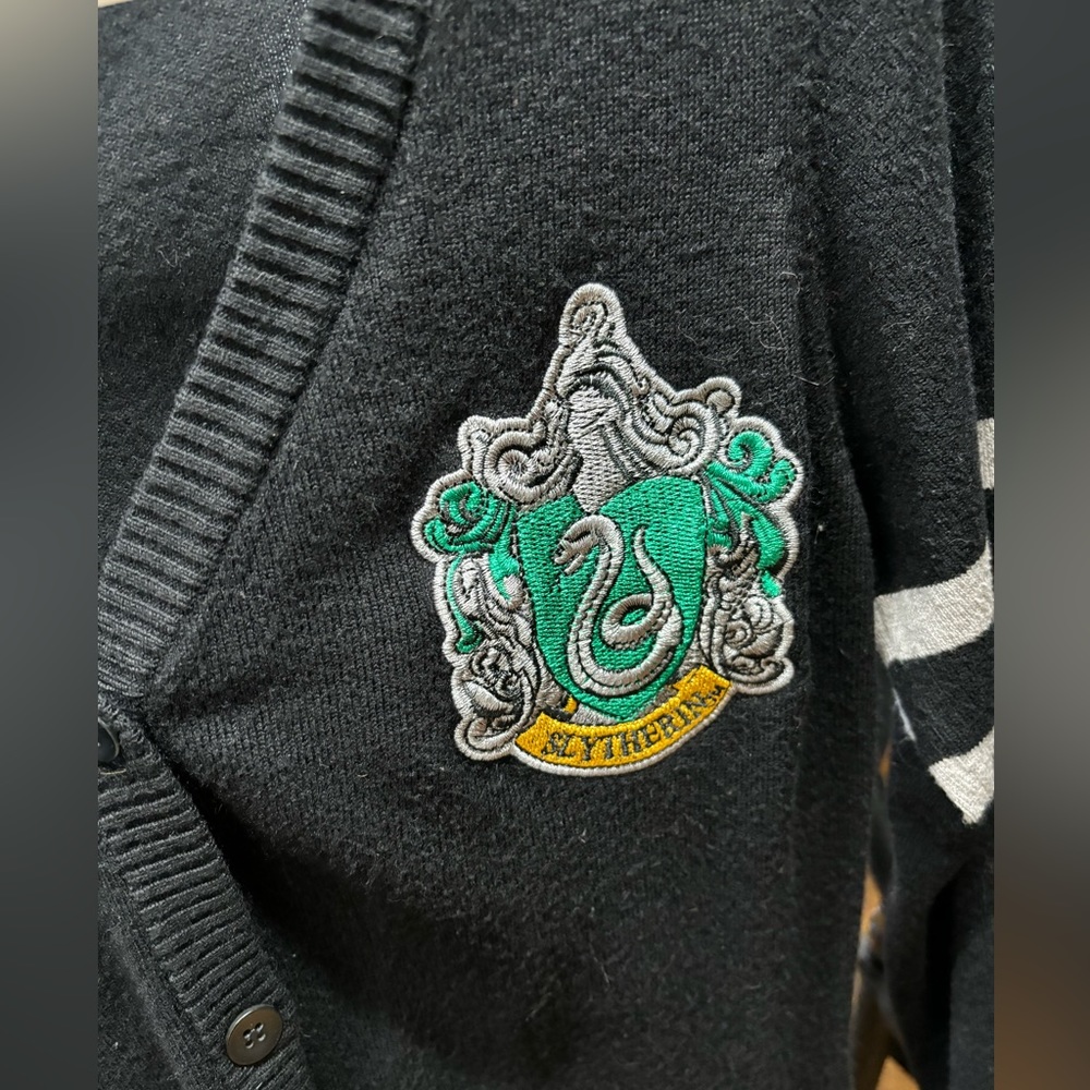 Vintage Harry Potter x Hot Topic Slytherin Cardigan